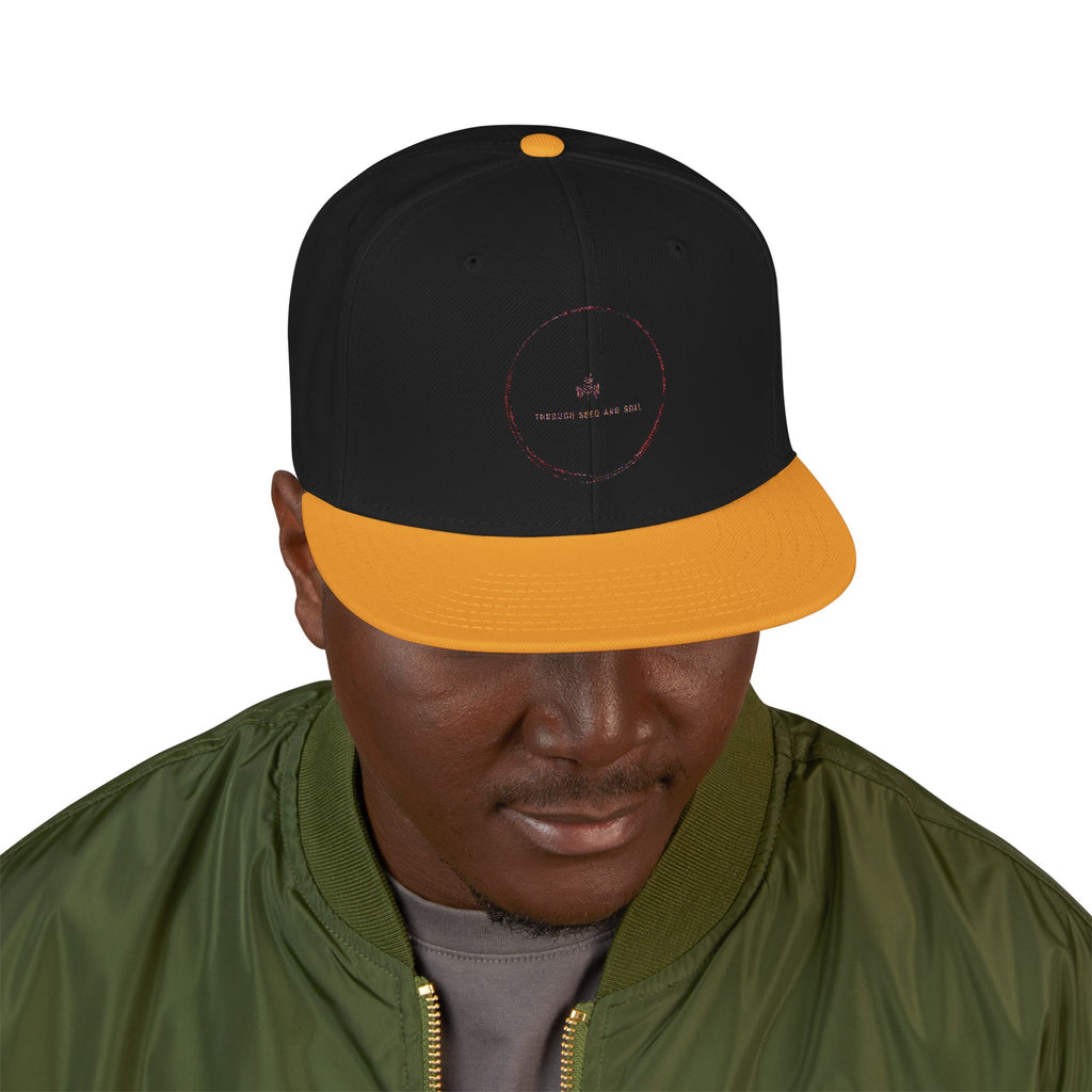 Embroidered Crescent Moon Snapback Hat – Minimal Night Sky Streetwear