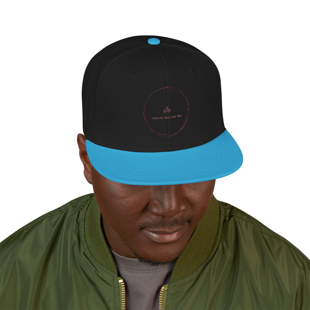 Embroidered Crescent Moon Snapback Hat – Minimal Night Sky Streetwear